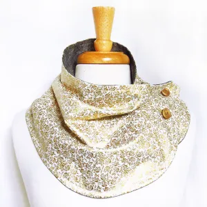 nichelle button scarf