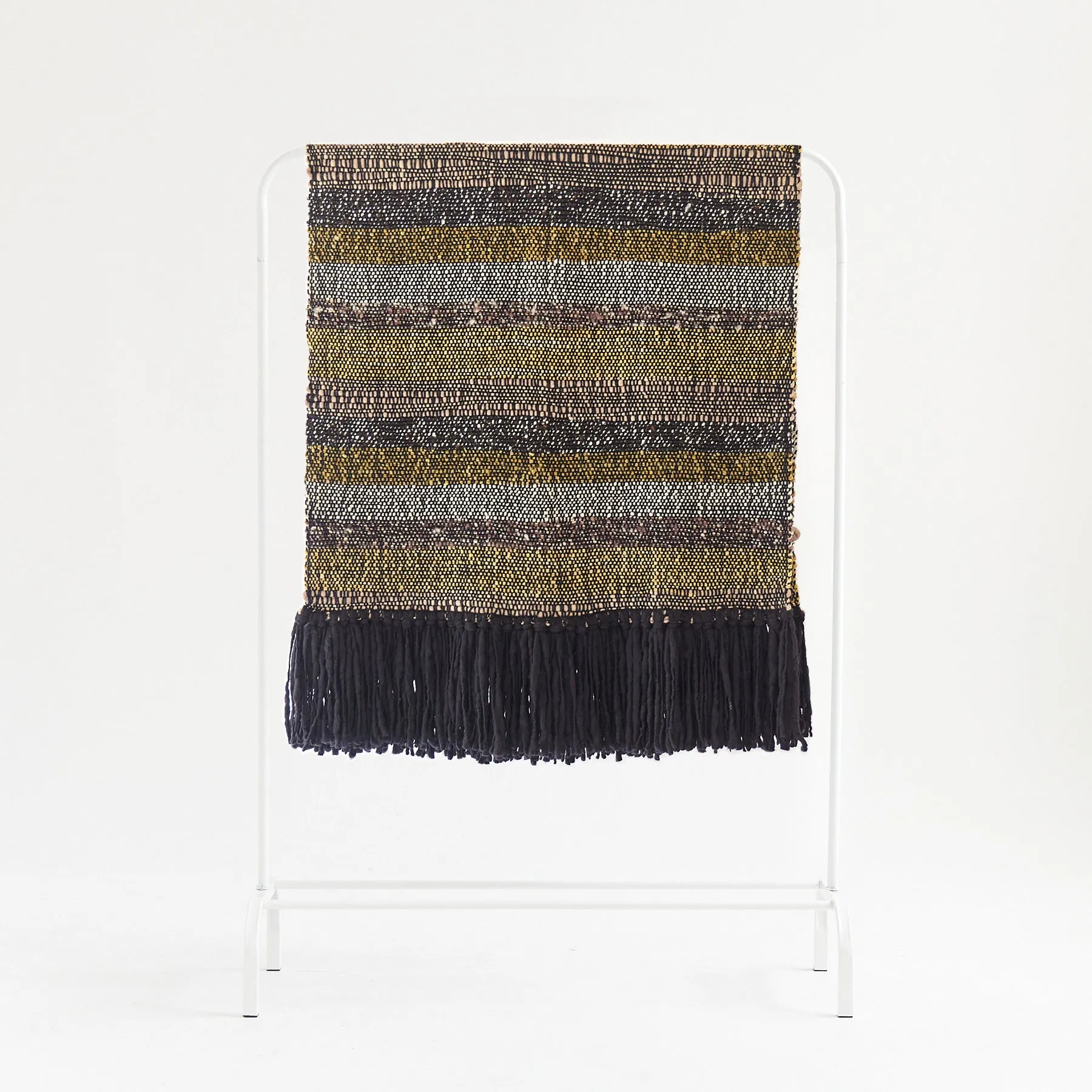 NOCHE Fringed Blanket