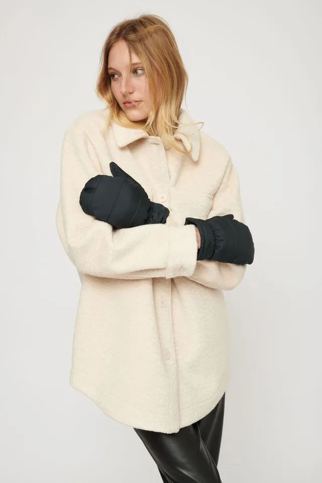Nordstrom Open Edit Puffer Mittens, Black, One size