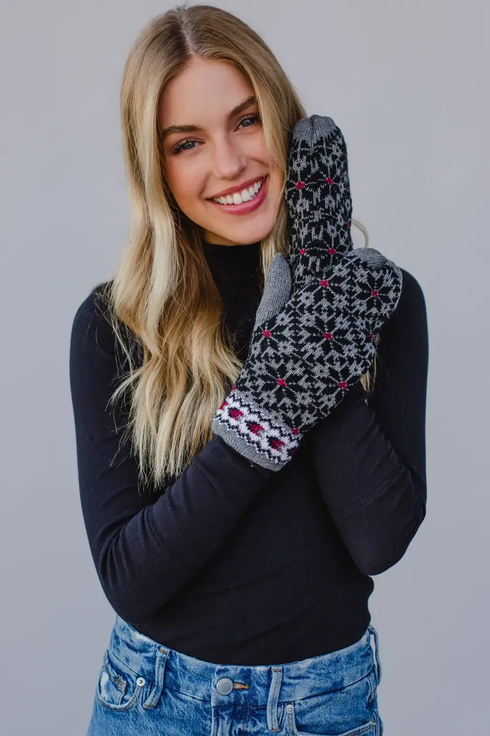 Patterned Knit Mittens