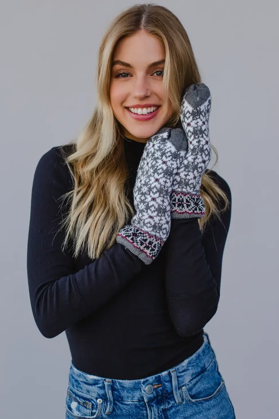 Patterned Knit Mittens