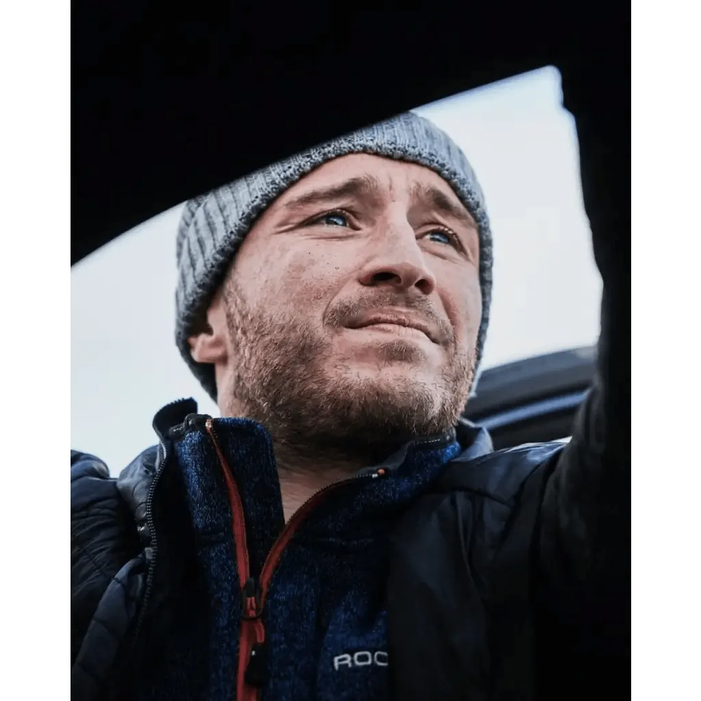 ROOSTER MERINO HYBRID KNIT BEANIE