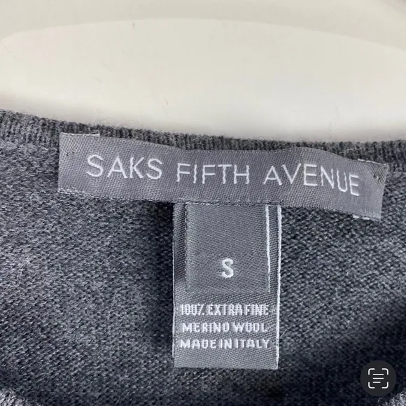 Saks Fifth Avenue Cardigan 100% Merino Wool Gray Women’s Sz S Italy Black Label