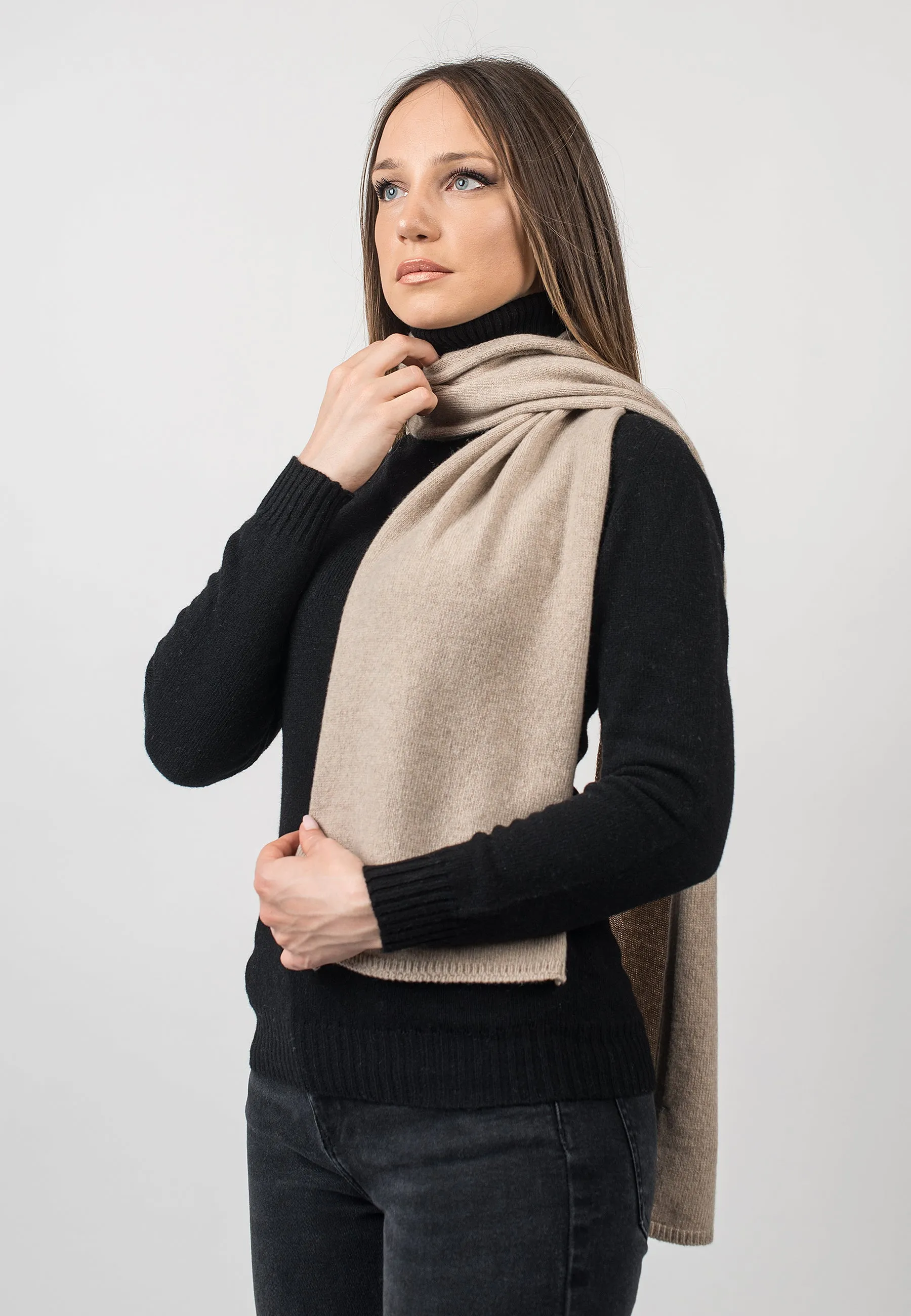 Scarf in 100% regenerated cashmere