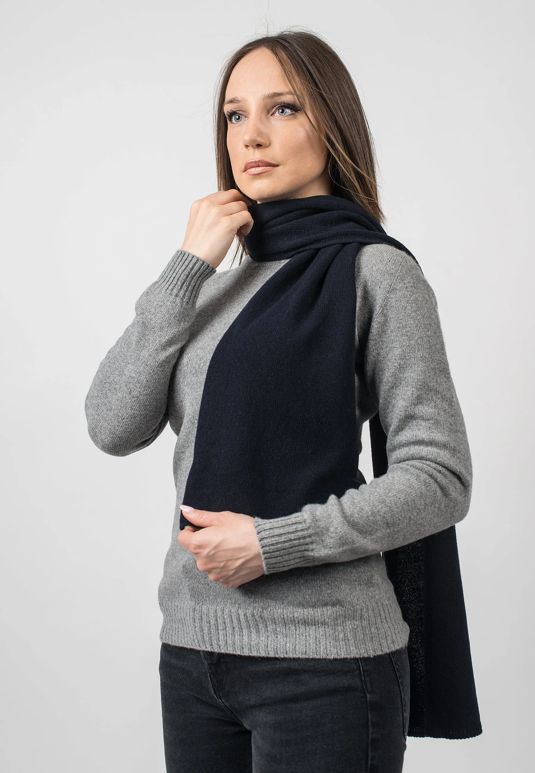 Scarf in 100% regenerated cashmere