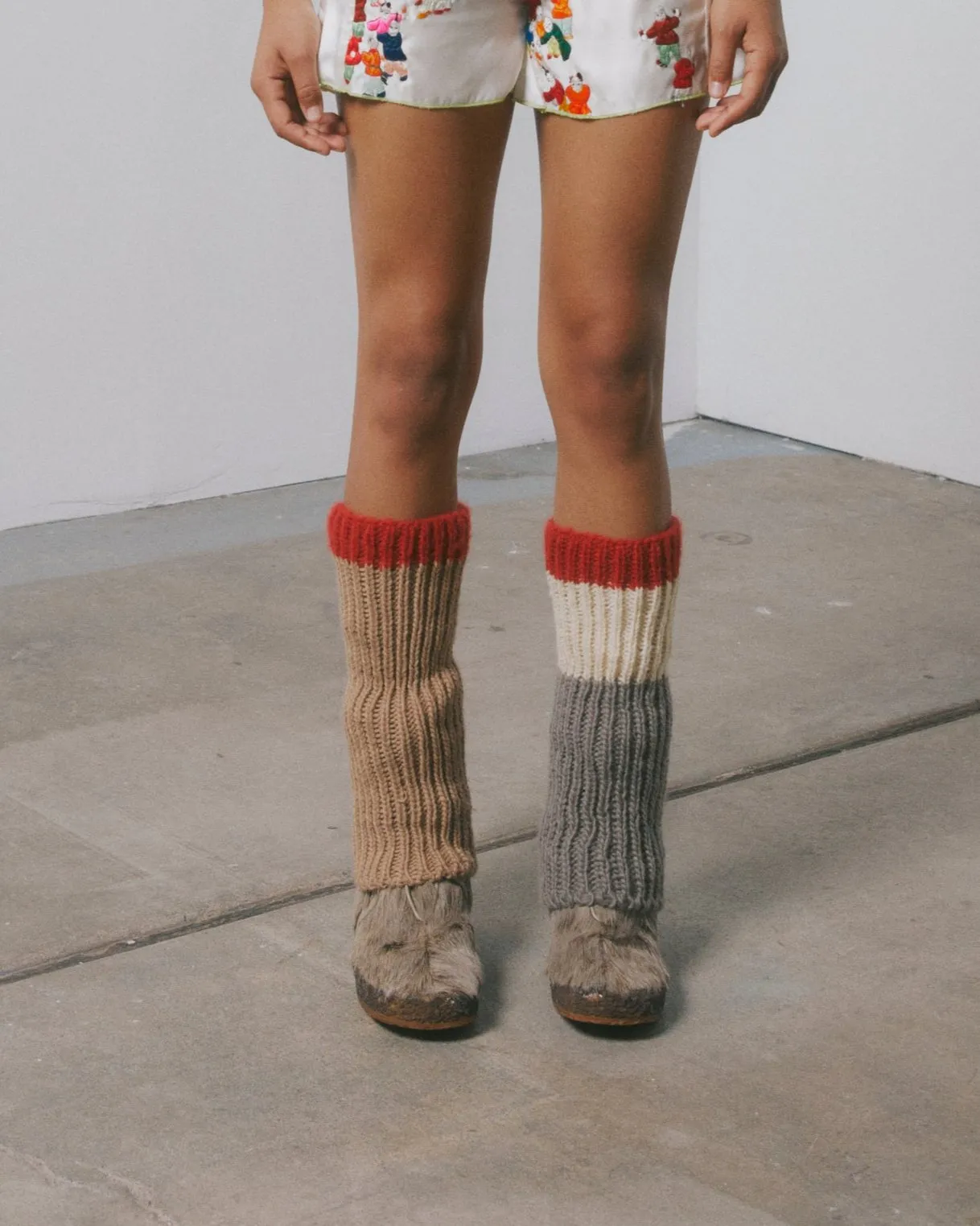 SCRAP YARN LEG WARMERS