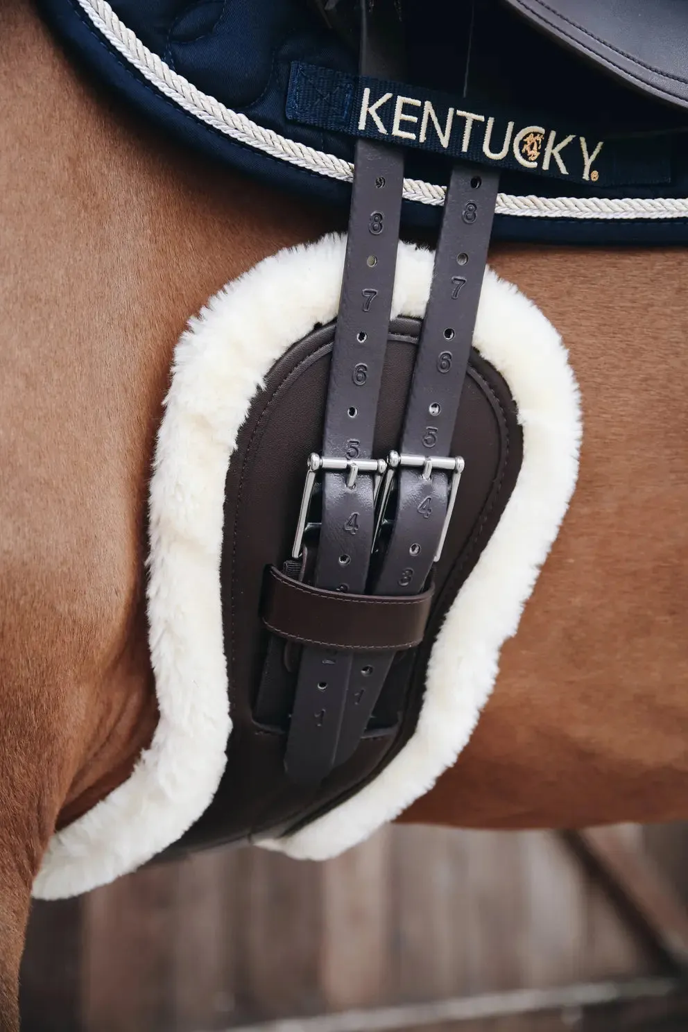 Sheepskin Anatomic Short Girth