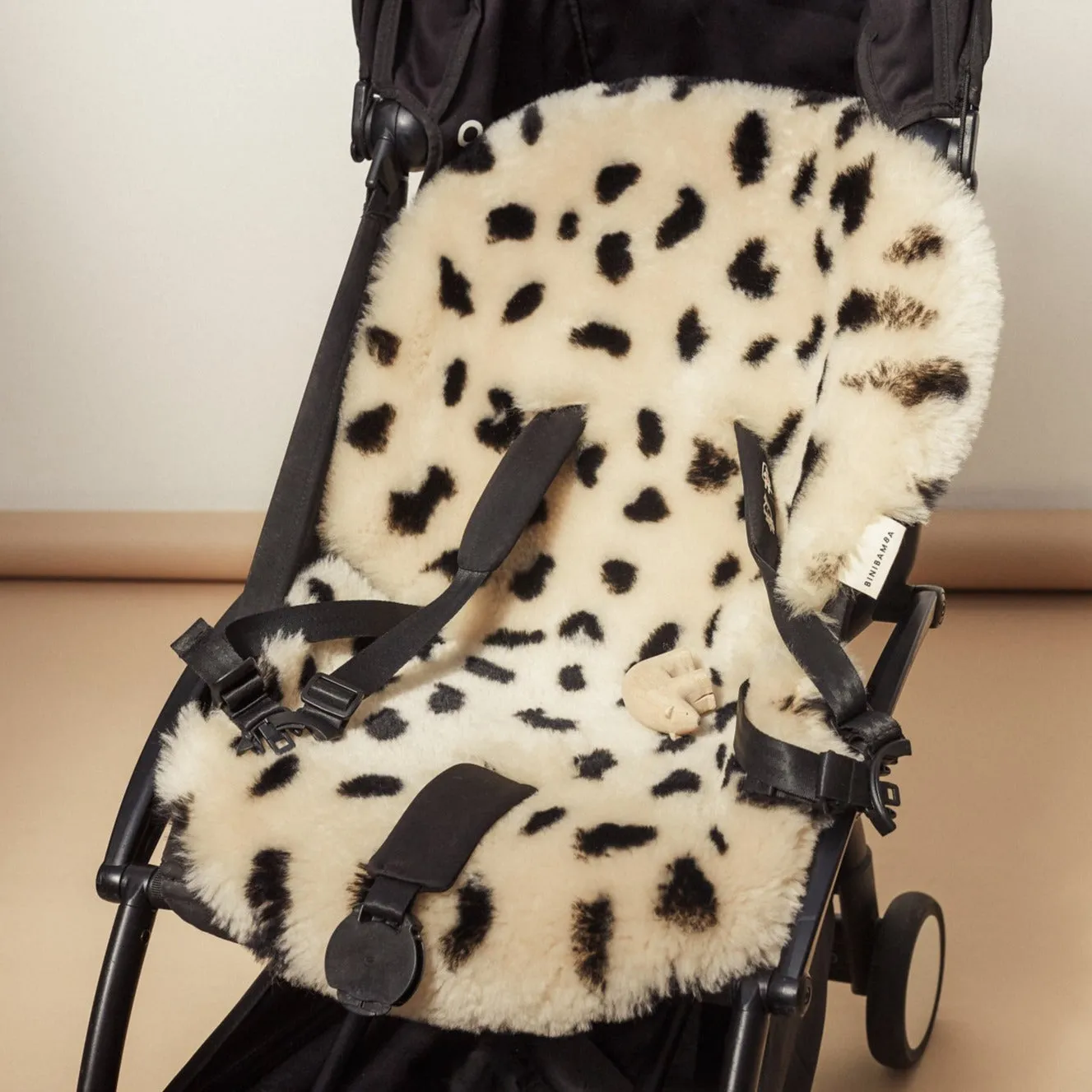 Spotted Sheepskin Snuggler (Leopard)