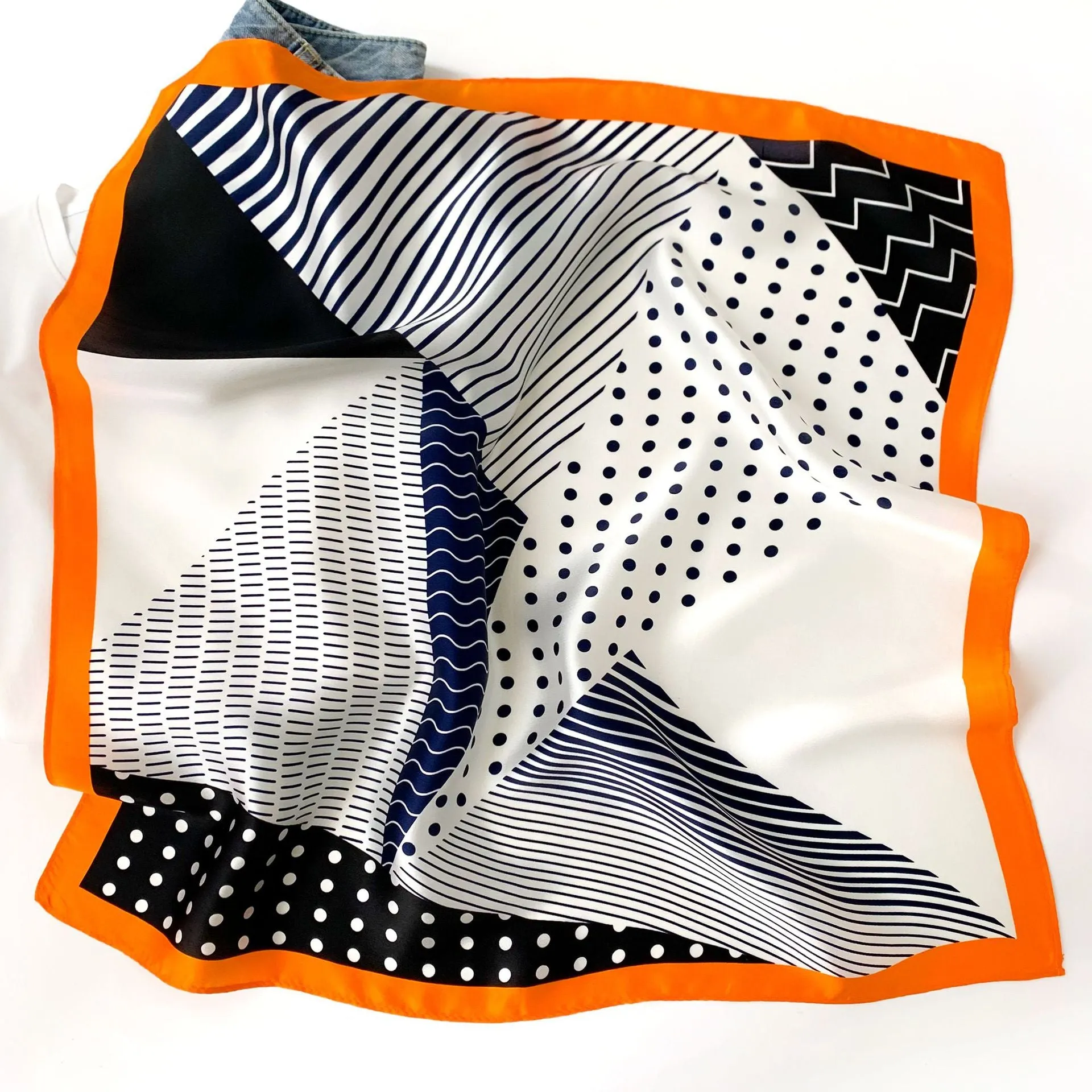 Sunscreen Silk Scarf Small Square Scarf Women's Spring And Autumn South Korea Silk Thin Versatile Mulberry Silk Elegant Scarf Internet Celebrity Small Scarf