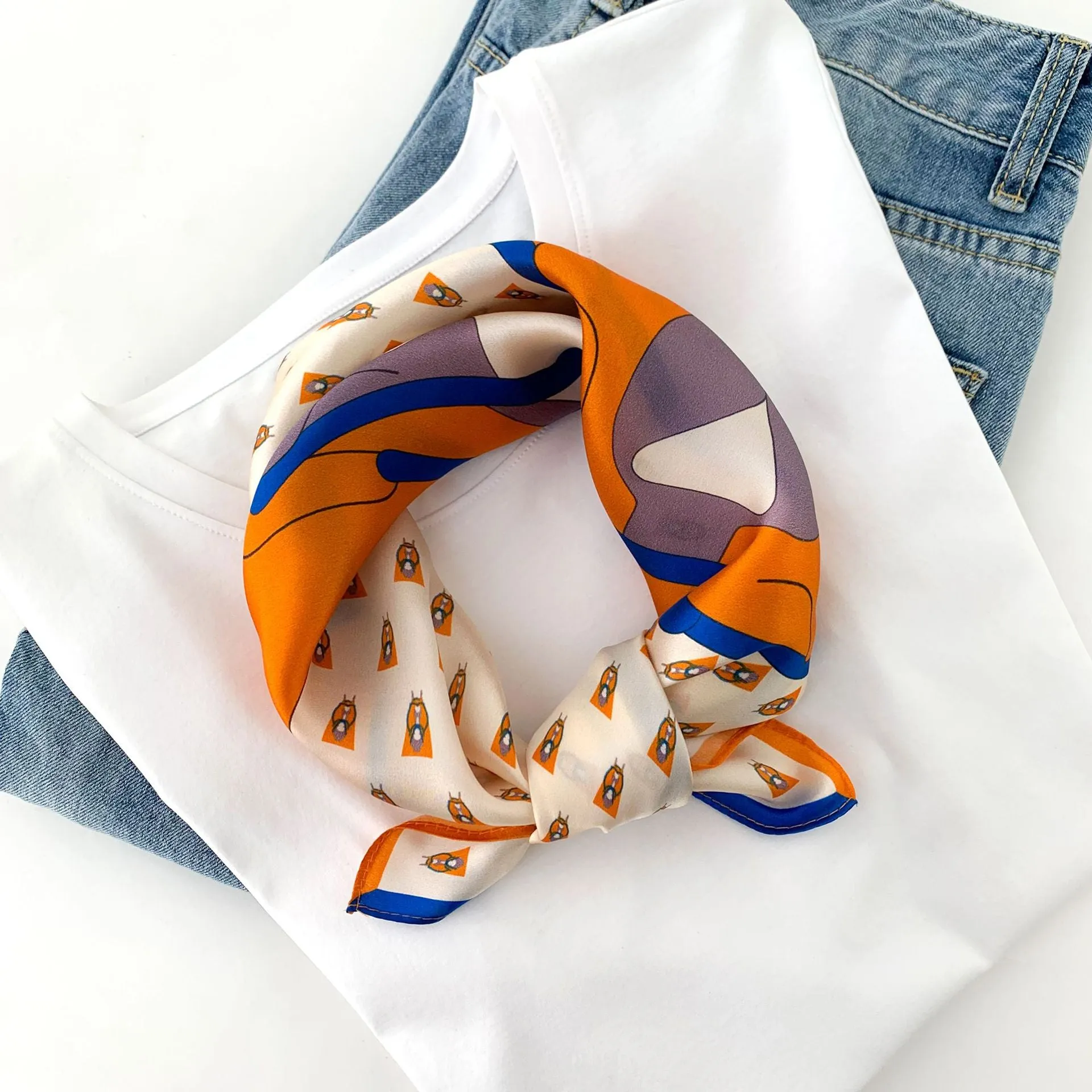 Sunscreen Silk Scarf Small Square Scarf Women's Spring And Autumn South Korea Silk Thin Versatile Mulberry Silk Elegant Scarf Internet Celebrity Small Scarf