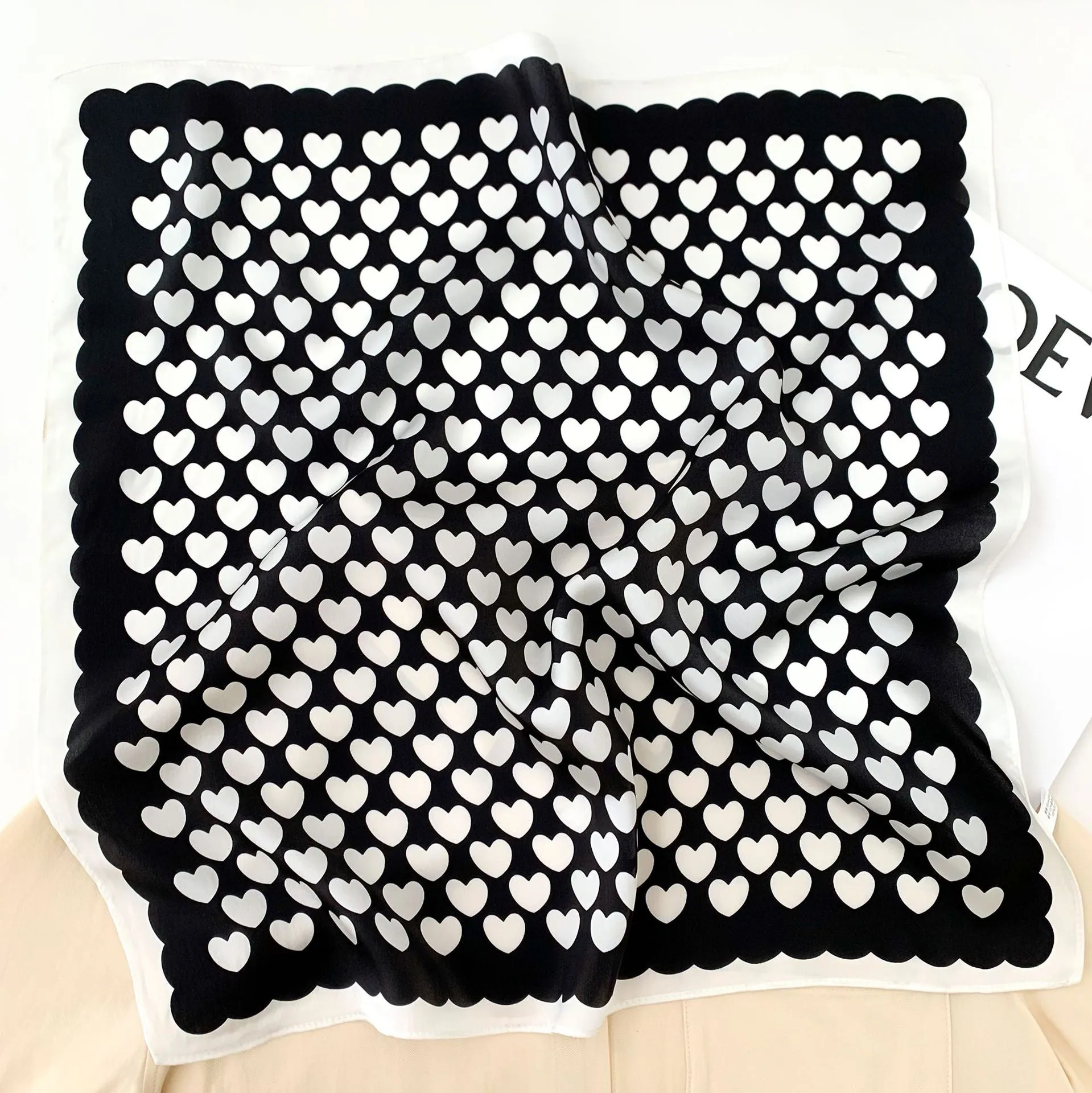 Sunscreen Silk Scarf Small Square Scarf Women's Spring And Autumn South Korea Silk Thin Versatile Mulberry Silk Elegant Scarf Internet Celebrity Small Scarf