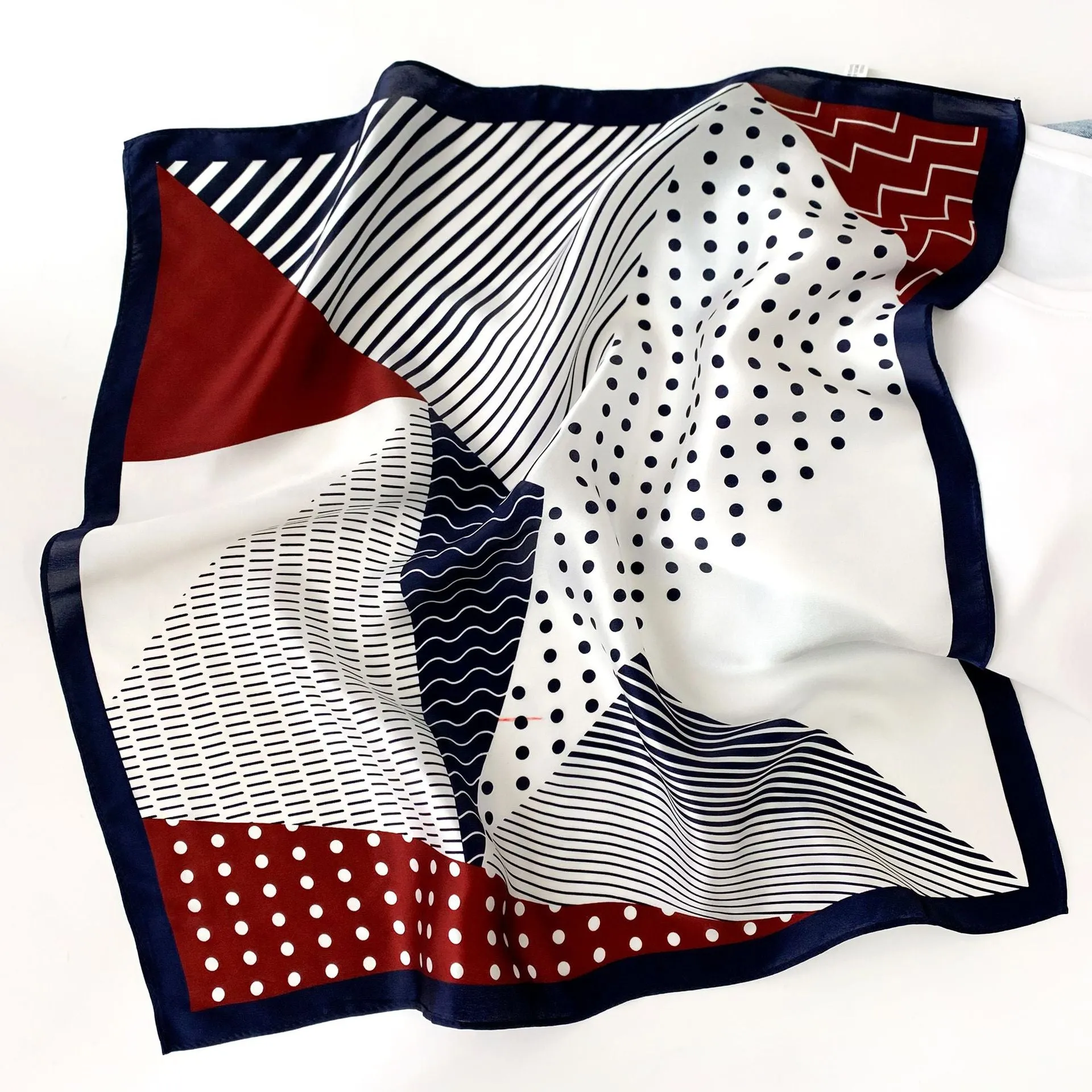 Sunscreen Silk Scarf Small Square Scarf Women's Spring And Autumn South Korea Silk Thin Versatile Mulberry Silk Elegant Scarf Internet Celebrity Small Scarf