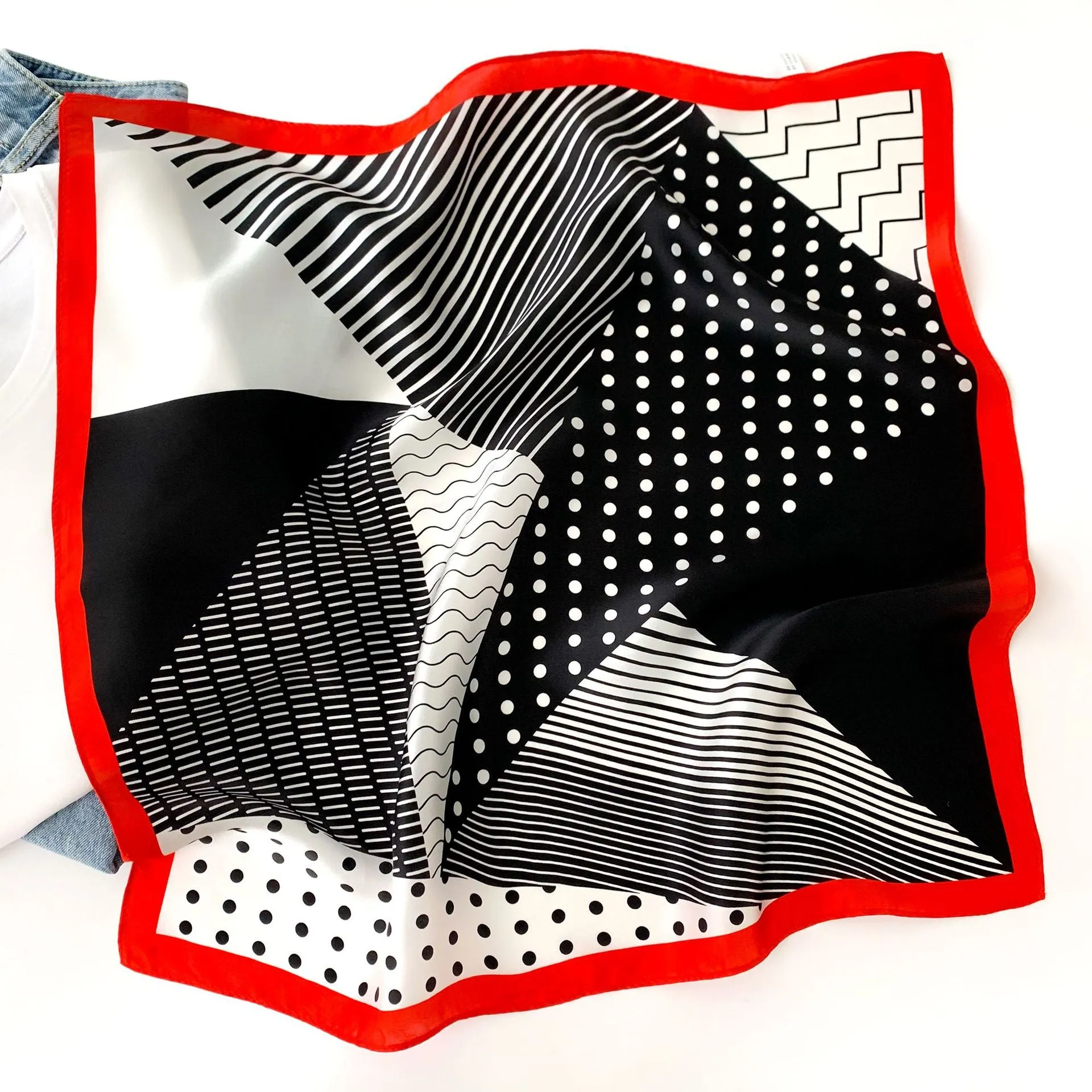 Sunscreen Silk Scarf Small Square Scarf Women's Spring And Autumn South Korea Silk Thin Versatile Mulberry Silk Elegant Scarf Internet Celebrity Small Scarf