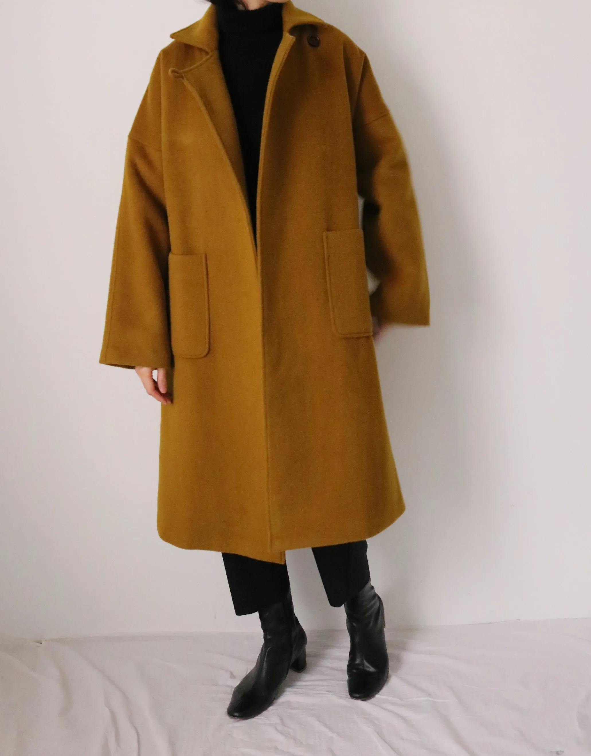 Theory coat-dark mustard