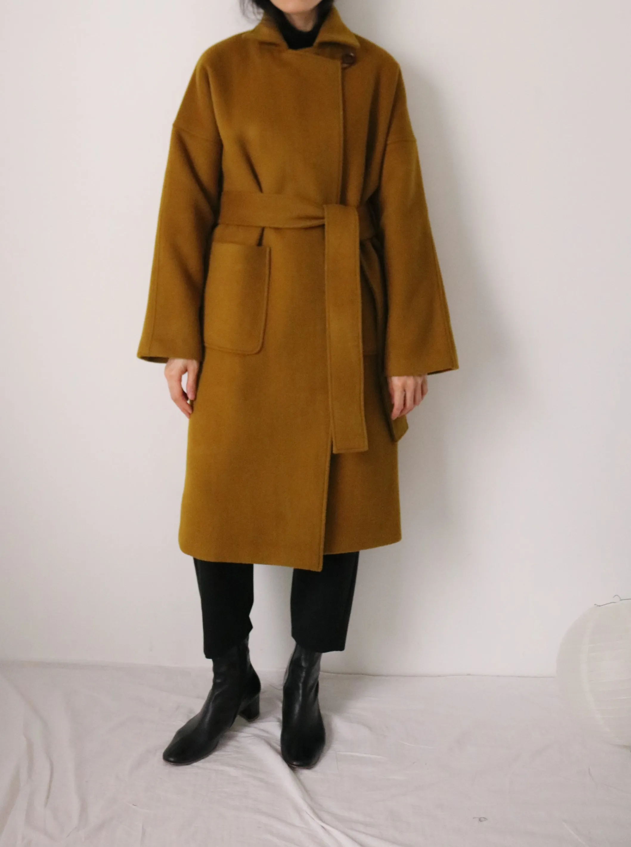 Theory coat-dark mustard