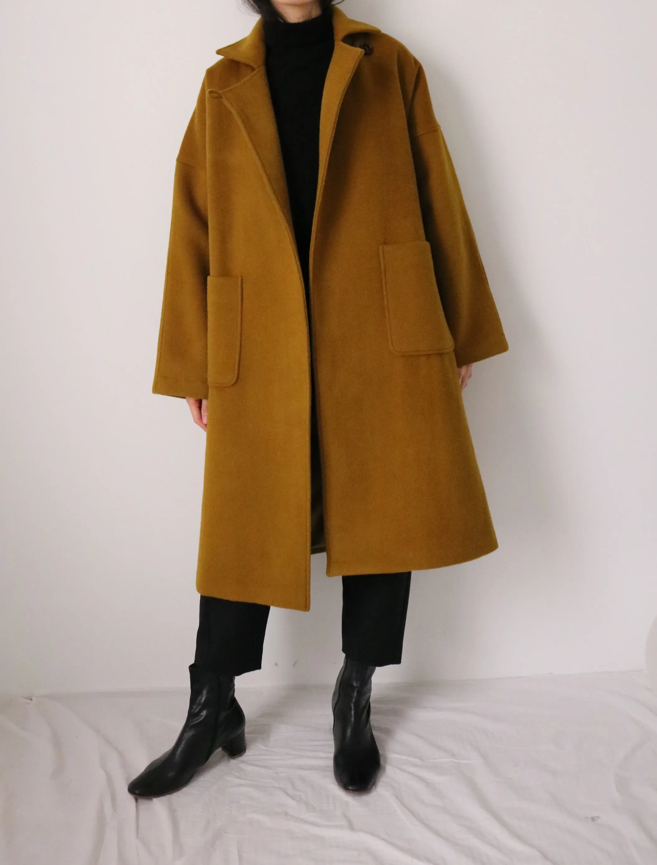 Theory coat-dark mustard