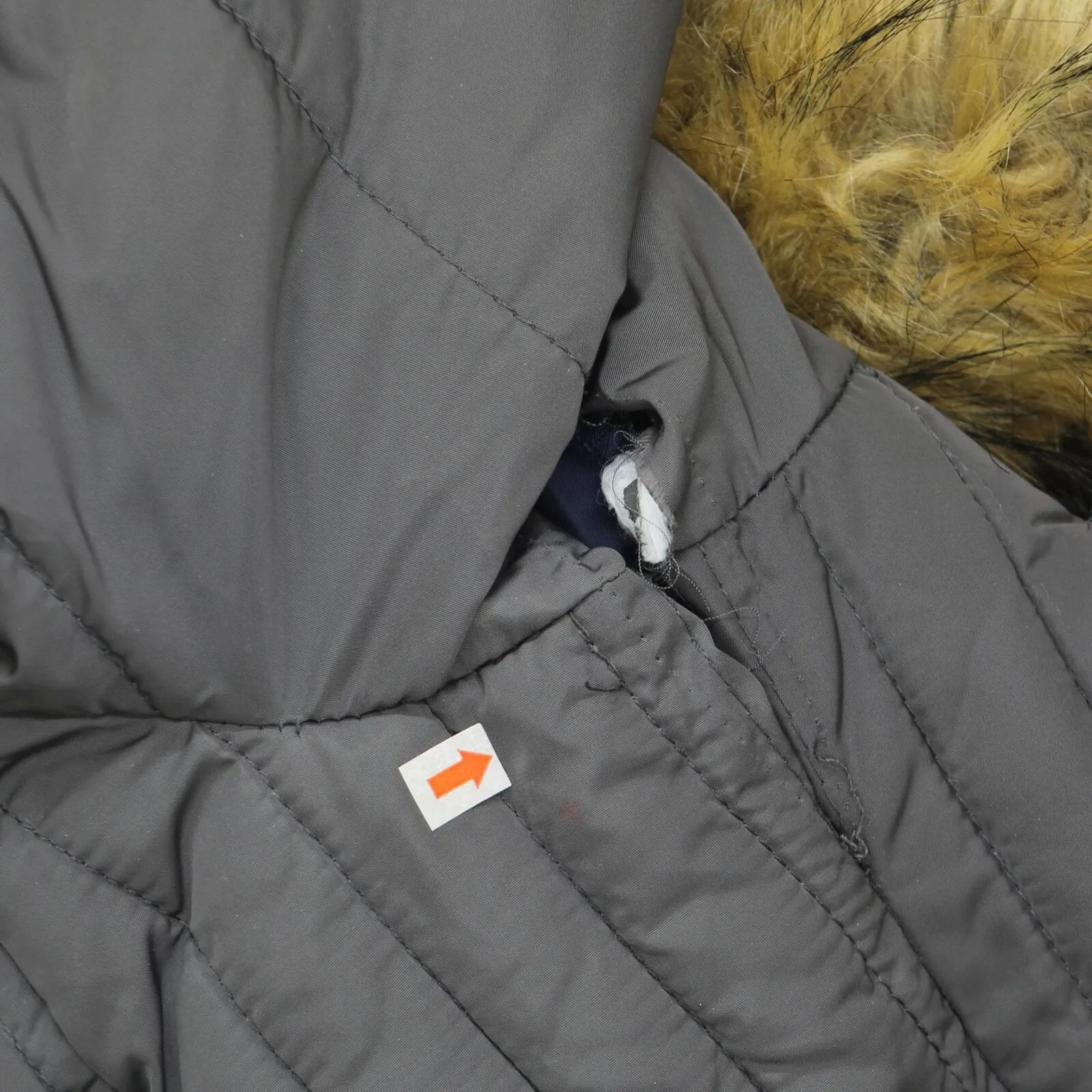 Tommy Hilfiger Womens Faux-Fur-Trim Hooded Chevron Puffer Coat TW8MP280 Gray S