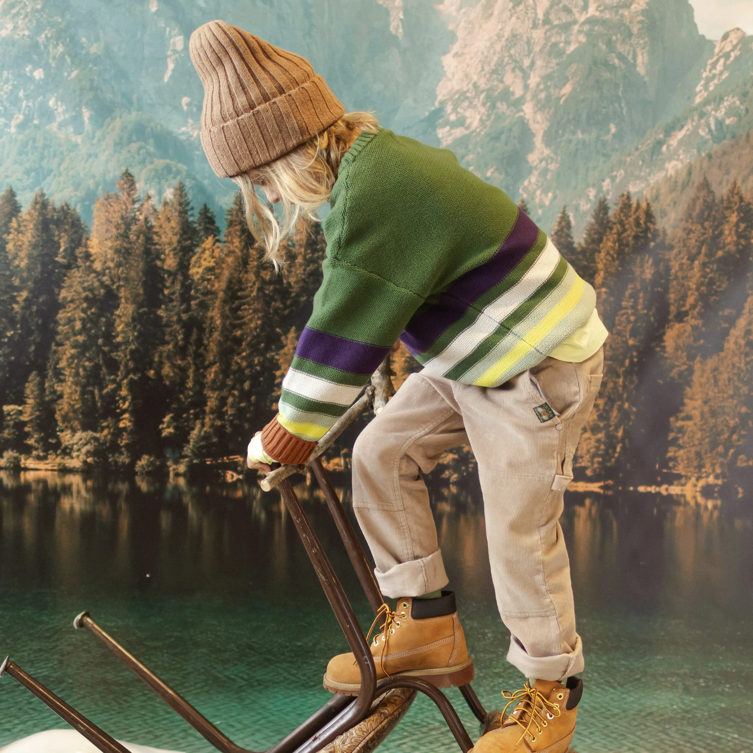 Tuque en tricot brune, enfant || Brown knitted toque, child