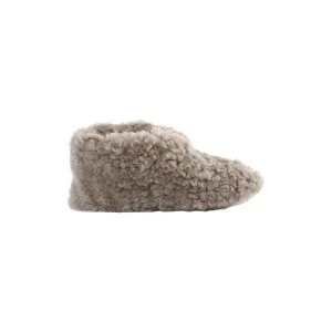 Ulla Slipper, Stone