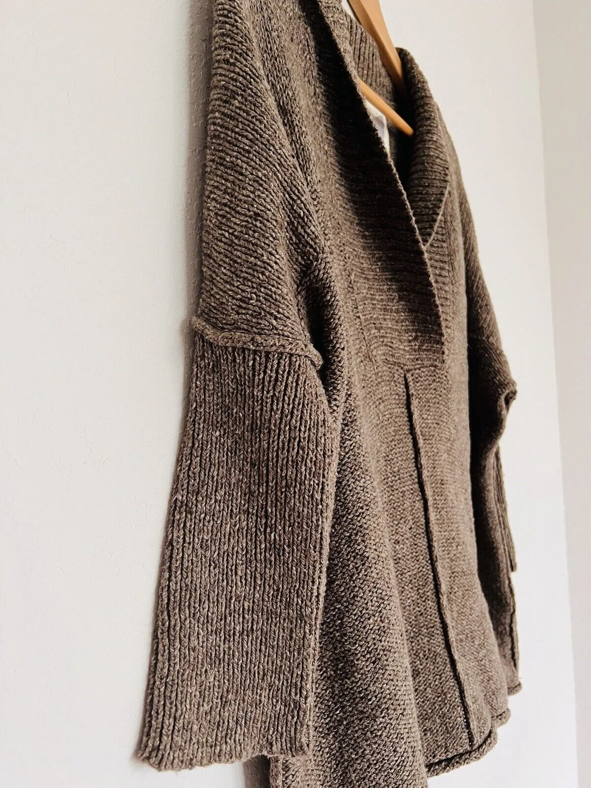 UNBRANDED Brown Sweater Sz M Wool Blend Deep V-Neck Slouchy Chunky Knit Oversize