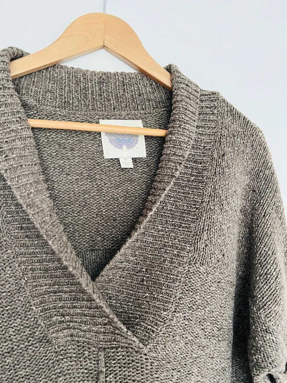 UNBRANDED Brown Sweater Sz M Wool Blend Deep V-Neck Slouchy Chunky Knit Oversize