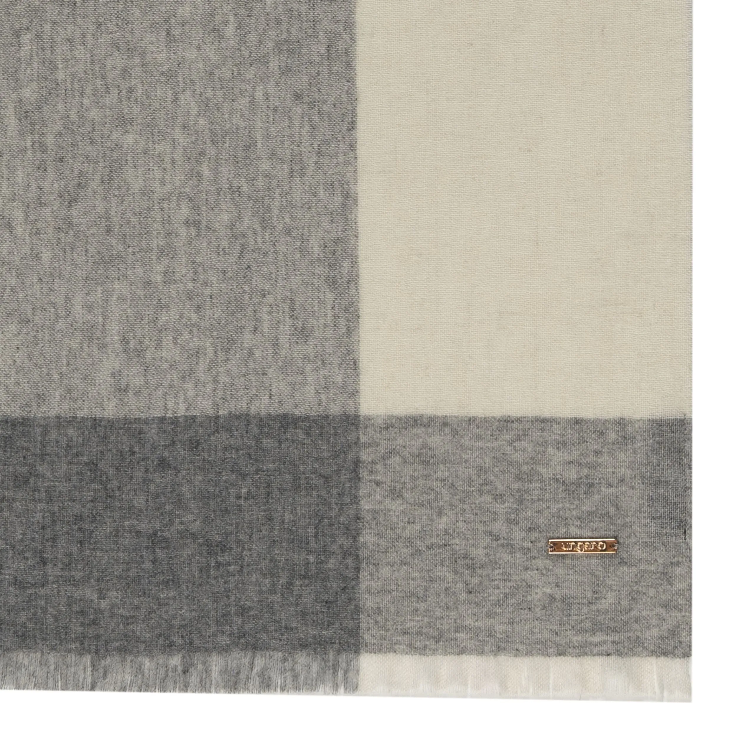 Ungaro UFE918H-Scarf Giada Grey