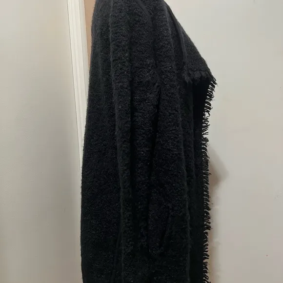 VINCE black wool and Mohair blend open front Chunky knit cardigan size S.