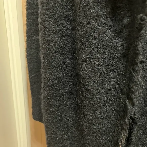 VINCE black wool and Mohair blend open front Chunky knit cardigan size S.