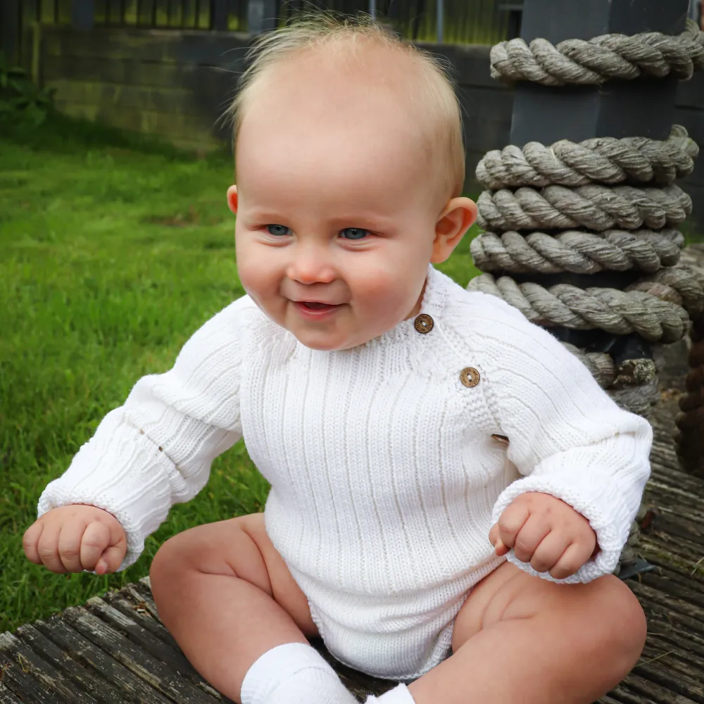 Wedoble White Chunky Knit Shortie