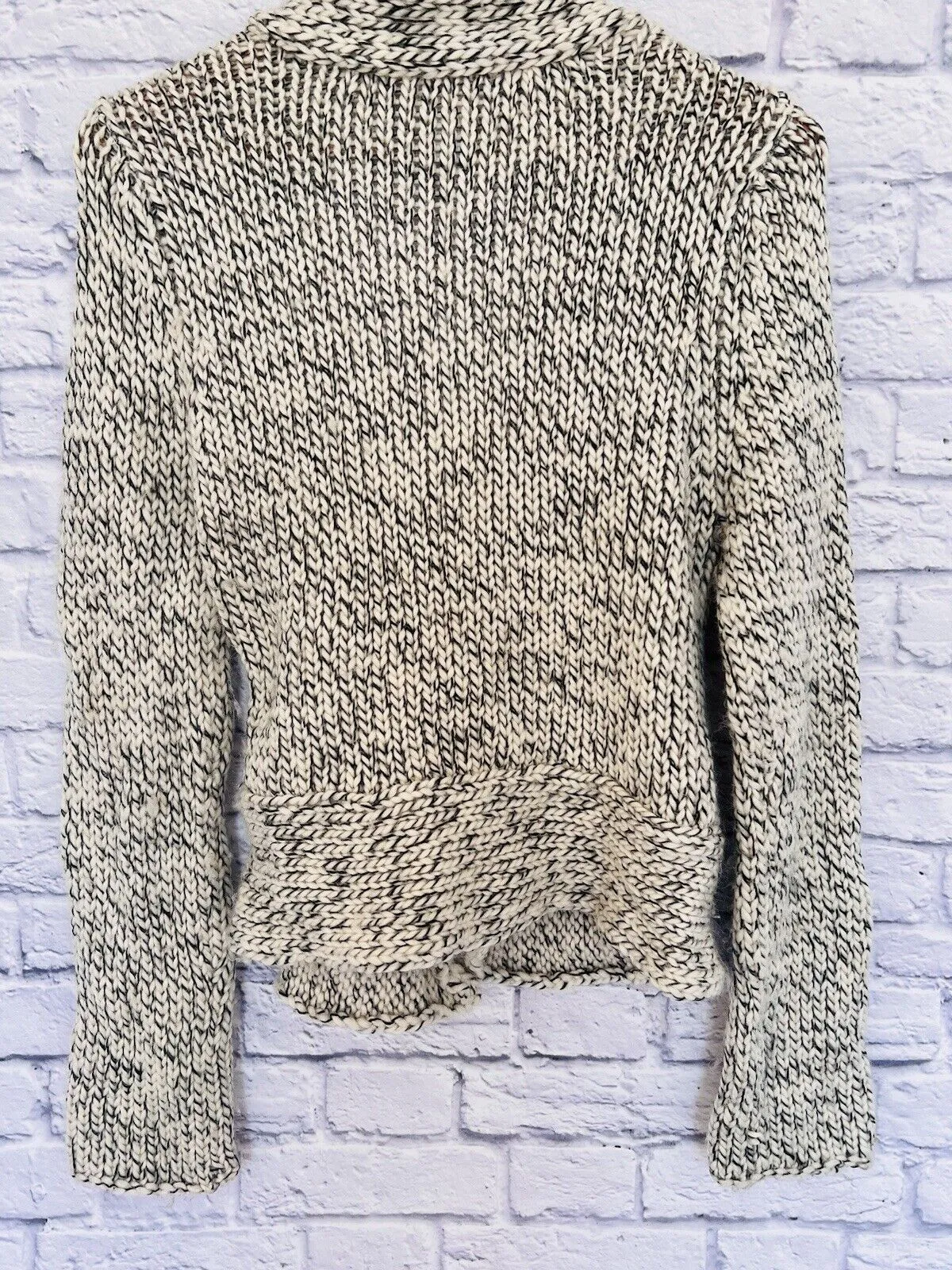 White House Black Market Wrap Front Cardigan  Chunky Sweater Sz XS Wool Blend