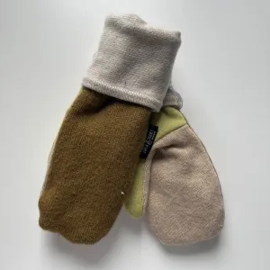 Women's Mittens - Beige & Green - 1123 M/L