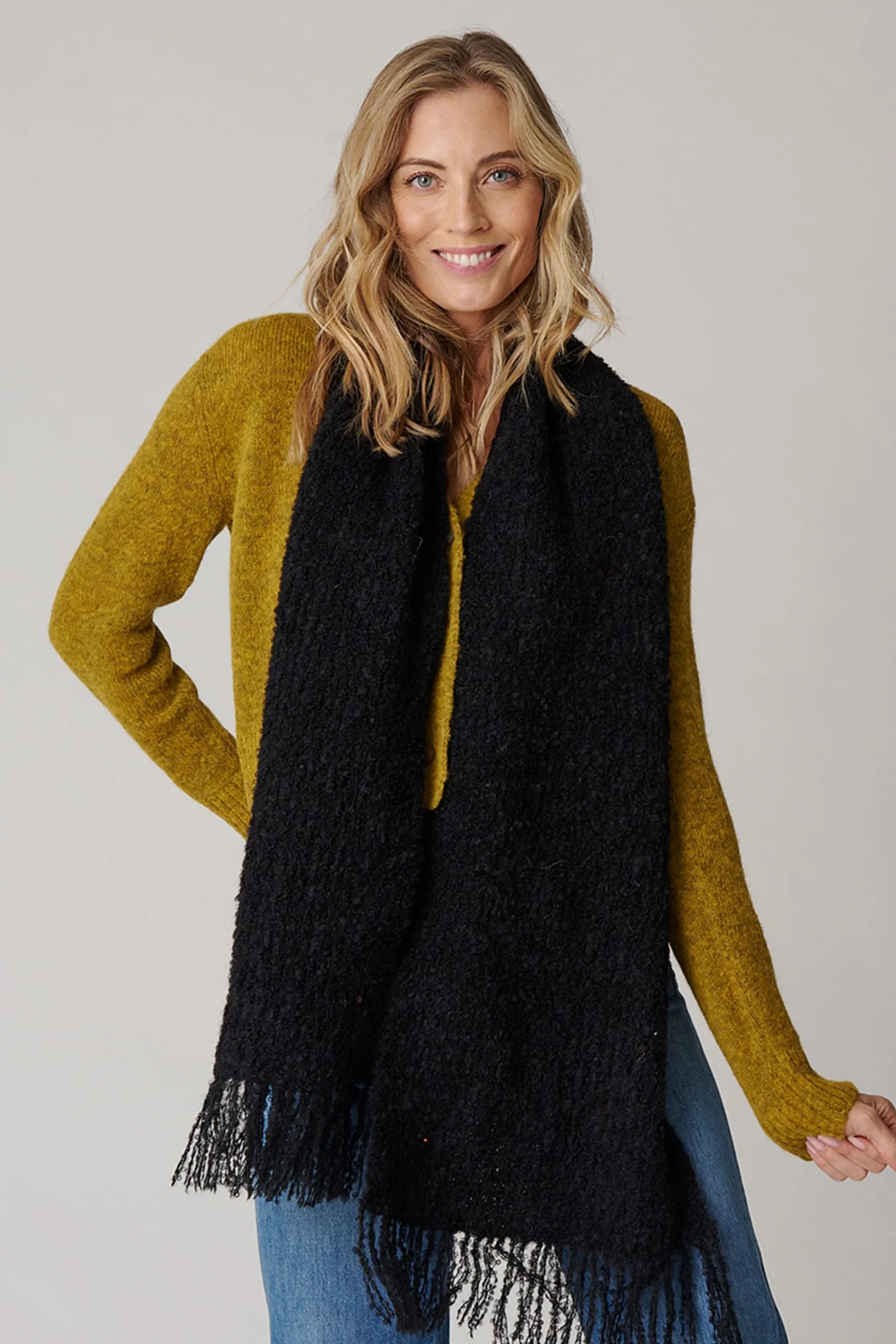 Women's Ribbed Boucle Scarf