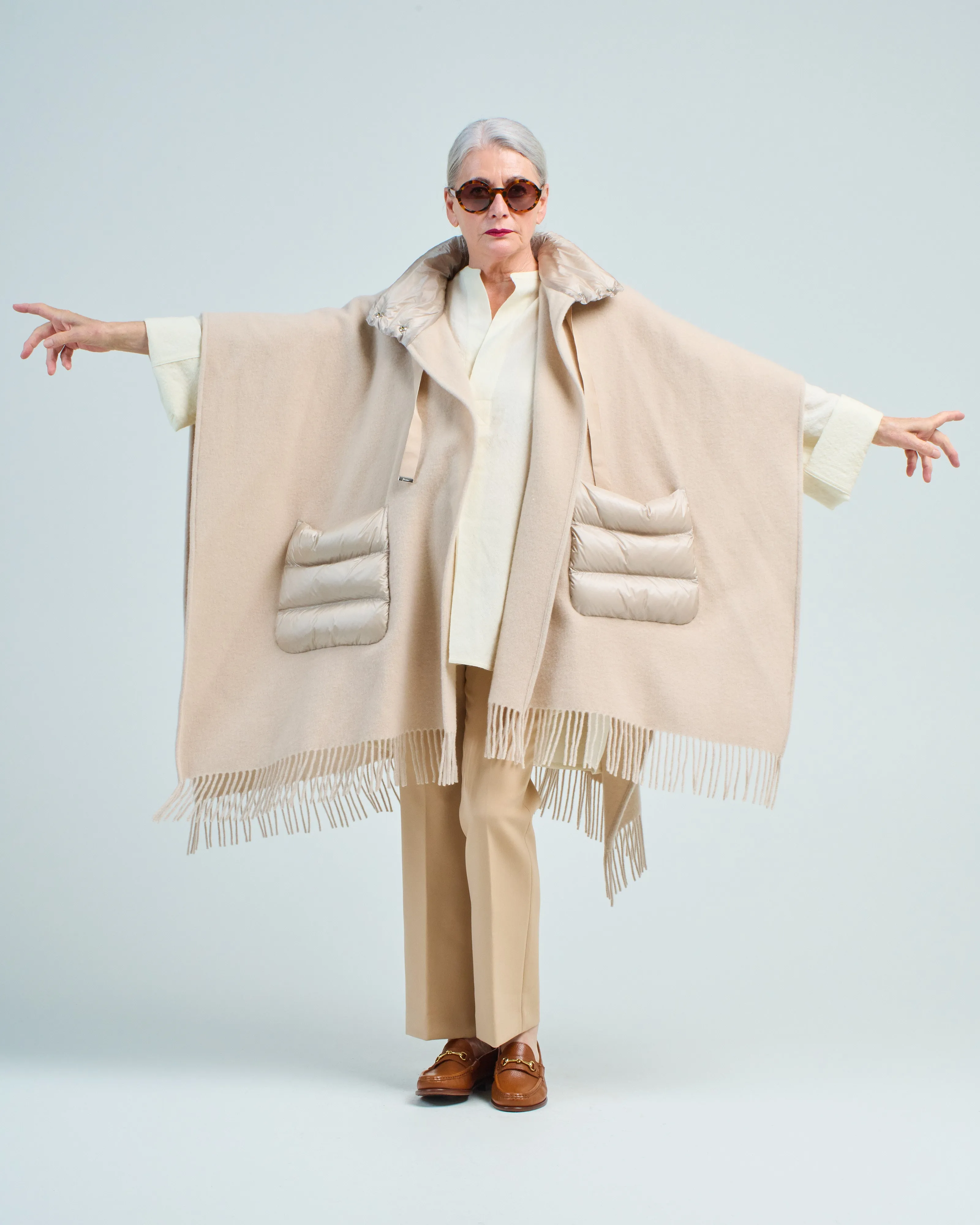wool/cashmere open poncho