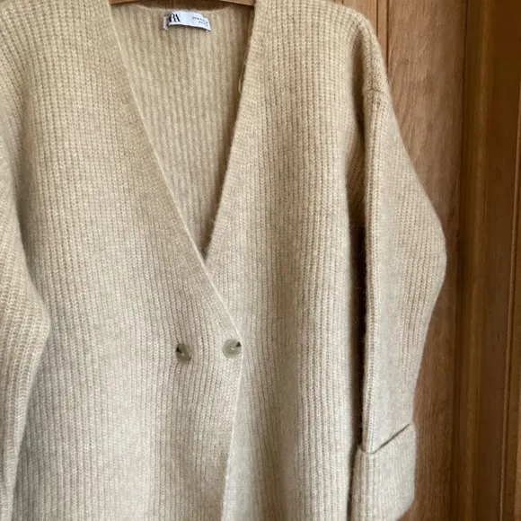 Zara Wool and Alpaca Cream Knit Cardigan Women’s Size M