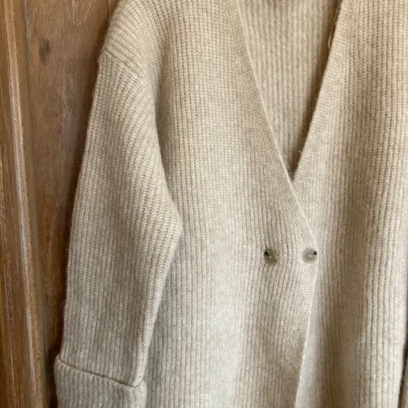 Zara Wool and Alpaca Cream Knit Cardigan Women’s Size M