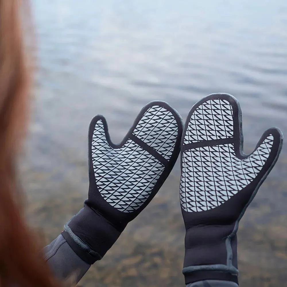 Zone3 Thermo Tech Warmth Swim Mitts